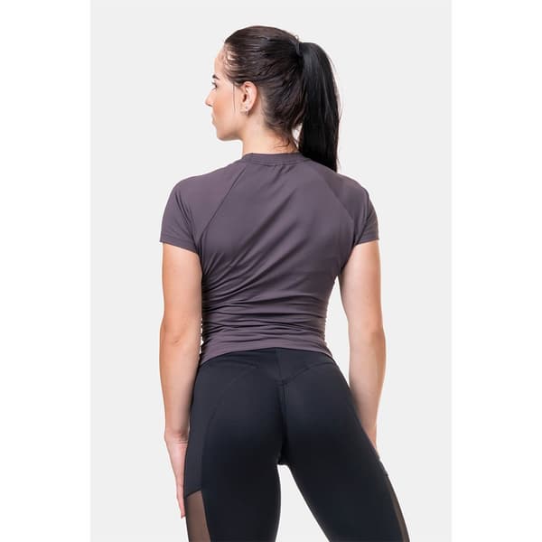 Nebbia Kortärmad T-shirt Classic Hero 576 Röd XS Kvinna