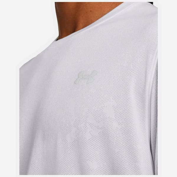 Under Armour Kortärmad T-shirt Launch  M Man
