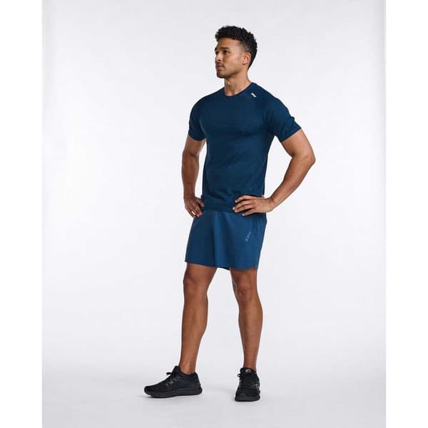 2xu Kortärmad T-shirt Motion Tech Blå XL Man