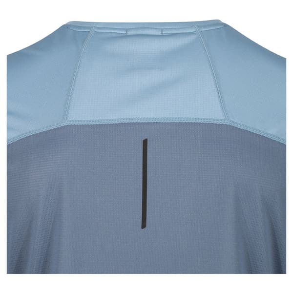 Inov8 Kortærmet T-shirt Performance  L Kvinde