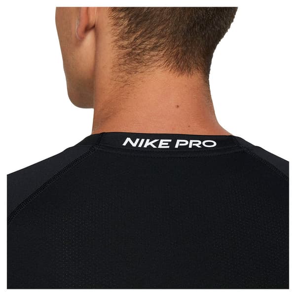 Nike Pro Dri Fit T-shirt Med Korte ærmer Sort XL / Regular Mand