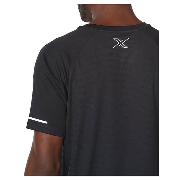 2xu Aero T-shirt Med Korta ärmar Svart L Man