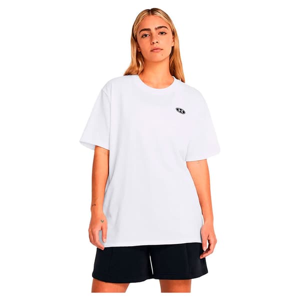 Under Armour Heavyweight Embroidered Patch Boyfriend Oversized T-shirt Med Korta ärmar  S / Regular Kvinna