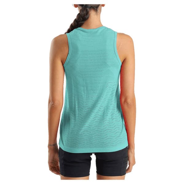 Uyn Ow Aerocross Regular Fit ärmlös T-shirt Grönt L Kvinna