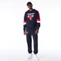 Pikkukuva 5 / 6: New Era Colour Block Chicago Bulls Huppari Musta L Mies