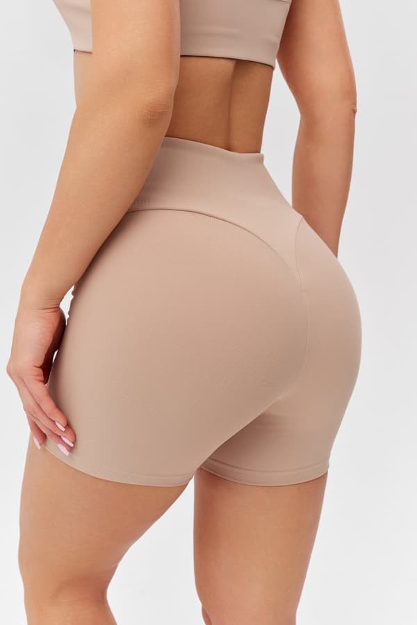 Rough Radical Wellness andningsbara träningsshorts för fitness