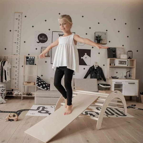 Montessori Klatrebue til Børn – Klatrestativ til Småbørn – Trælegetøj til Motorisk Udvikling
