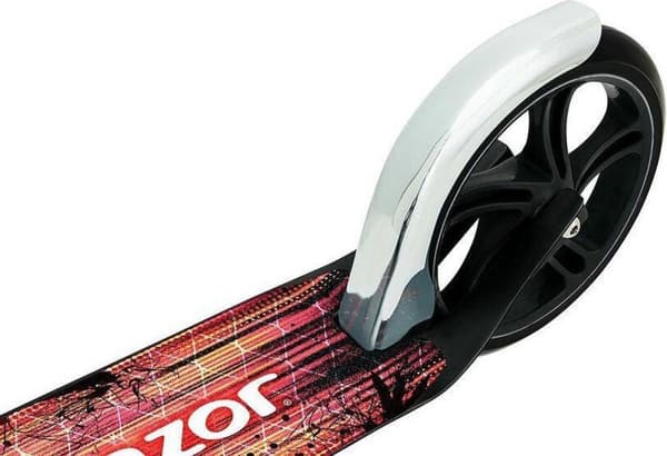 Razor - A5 Lux Scooter - Black Label (13073067)