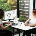 Miniatyrbillede 6 af 9: Tilbage til toppen og lyd/video med j5create ScreenCast HDMI™ trådløs skærm; farve biały JVAW56-N