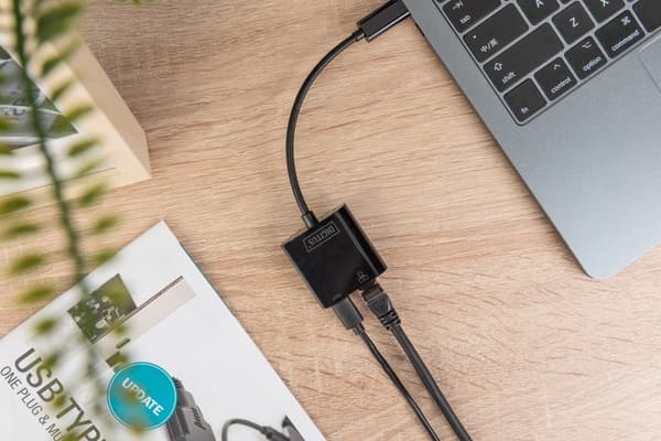 Digitus USB Type-C™ Gigabit Ethernet -sovitin, jossa on Power Delivery -tuki