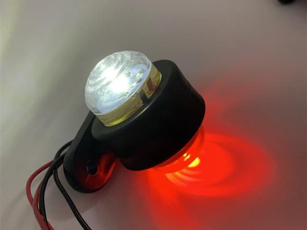 Markeringsljus position Vit+Röd släpvagn  2-pack 12v - 24v led