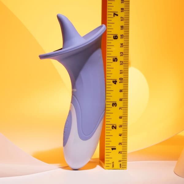 Krökt klitorisvibrator Curve Evolved Purpur
