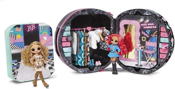 L.O.L. Surprise OMG Fashion Closet On The Go