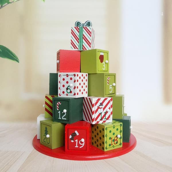 Återanvändbar Handtillverkad adventskalender i trä m 24lådor - Ej fylld