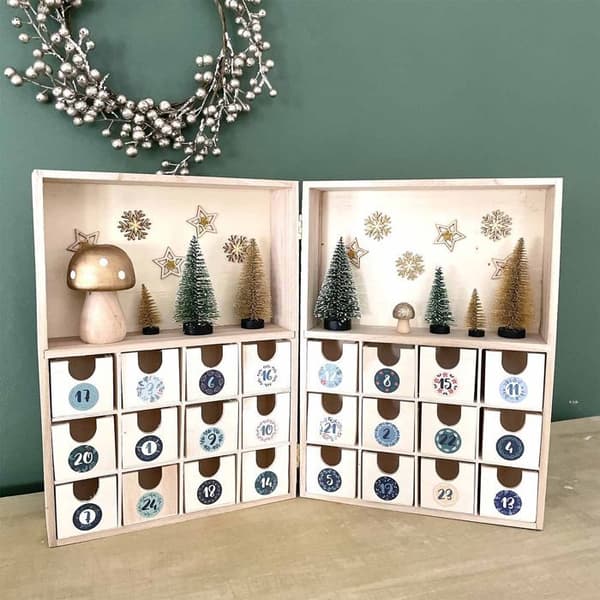 Adventskalender 24 lådor 24 x 33 cm