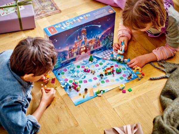 LEGO Disney Princess 43253 Joulukalenteri 2024