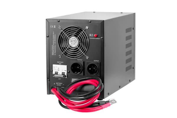 KEMOT PROsinus-2200 nødstrømforsyning, ren sinusbølgekonverter med ladefunktion 12V 230V 2200VA/1600W - sort