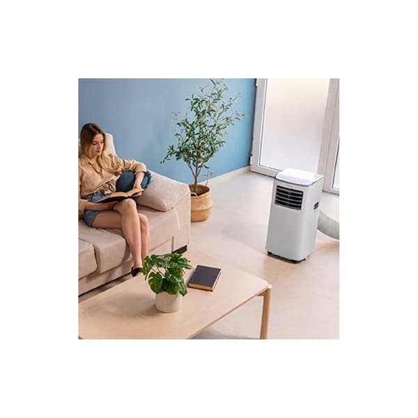 Cecotec 7000 BTU portable air conditioner with remote and touch control.