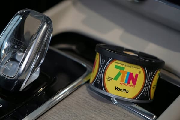 7TIN Vanilla - auton ilmanraikastin tölkin muodossa Autonhoitotuotteet