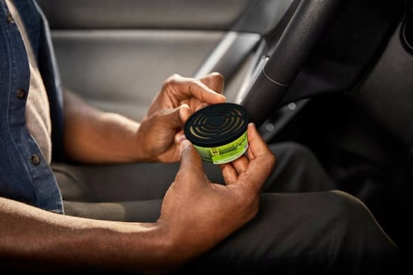California Car Scents Apple ilmanraikastin auton sisätiloihin