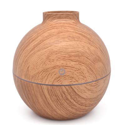 Ilmankostutin, aromihajotin LED-valolla, 130 ml