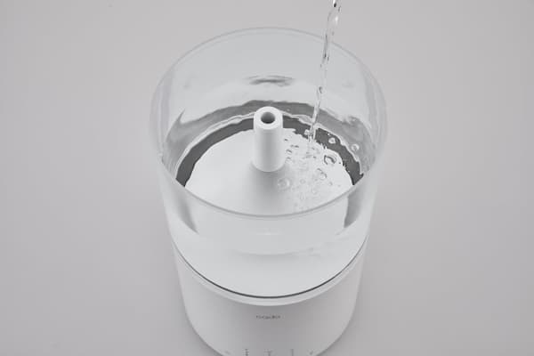 Cado Varsi 300 valkoinen - Säiliön tilavuus 3,5 L