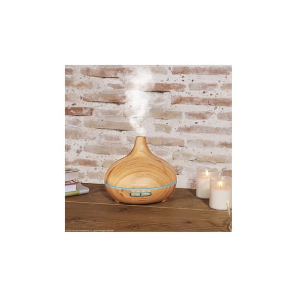 Cecotec Ultrasonic humidifier with aroma diffuser, up to 300-ml tank and 7 LED colours.