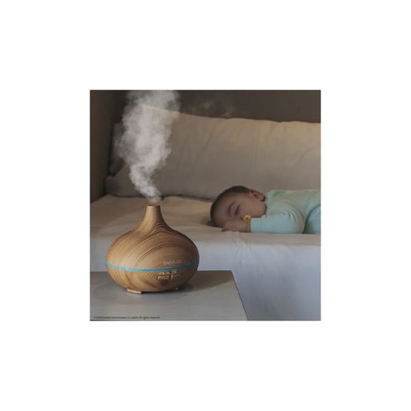 Cecotec Ultrasonic humidifier with aroma diffuser, up to 150-ml tank and 7 LED colours.