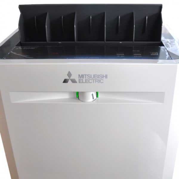 Mitsubishi Ilmanpuhdistin Ilmankuivaajalla Ma-e100r 80w Kirkas One Size / EU Plug