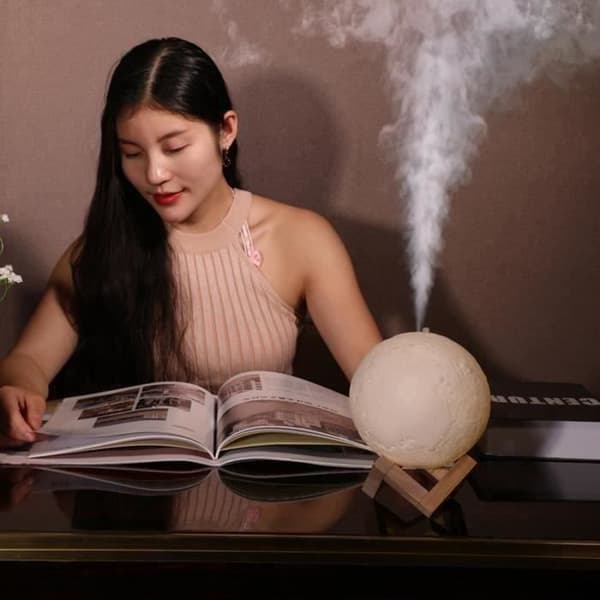 880ML Luftfuktare 3D Moon Lamp light Diffuser Aroma Essential Oil USB Ultrasonic Luftfuktare Mist Purifier