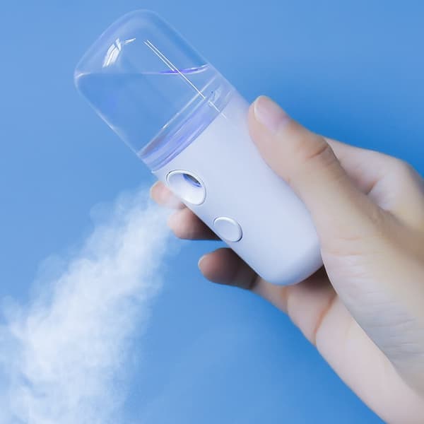Kannettava Nano Face Mist – Kosteuttava kasvohöyrystin sumutettavalla sumulla, USB-ladattava, 30 ml vesisäiliö