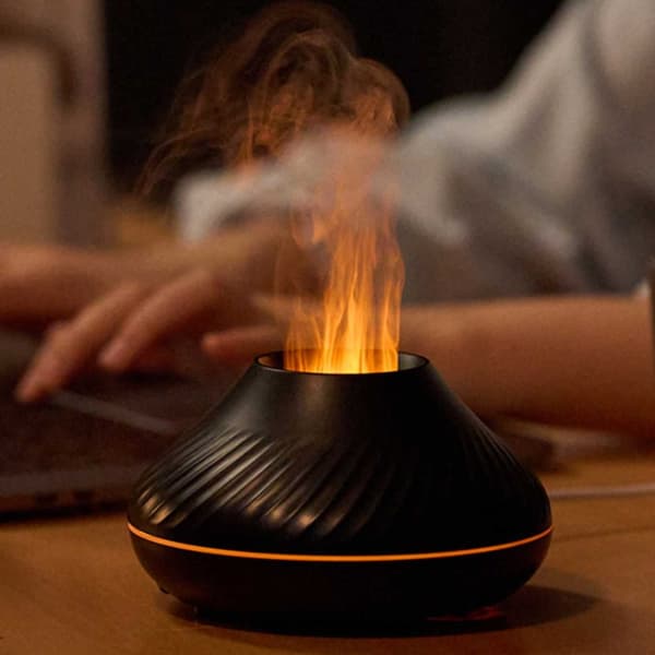 Flammande Aroma Diffuser | 3 Eteriska Oljor | RGB Luftfuktare