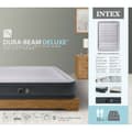 Miniatyrbillede 4 af 4: Intex luftseng - 2-personers - 152 x 203 x 33 cm - Grå - Med indbygget pumpe + Påsyet lagen antracit + pude + Molton 2 i 1 pudebetræk + reparationssæt
