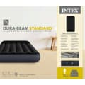 Miniatyrbillede 5 af 5: Intex luftseng - 1-person - 99 x 191 x 25 cm - Blå - Med indbygget pumpe, sort dæklag og reparationssæt