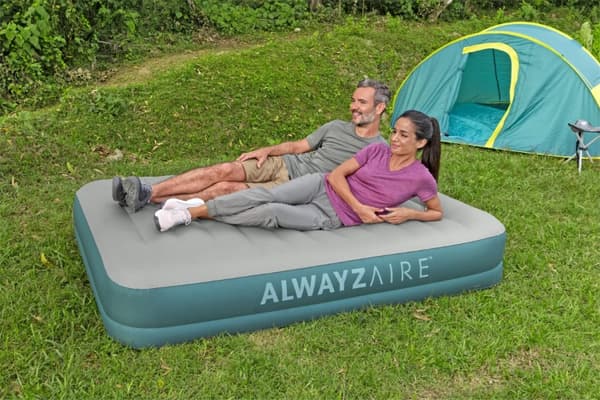 AlwayzAire Fortech Luftmadrass med uppladdningsbar Pump 203x152x36 cm