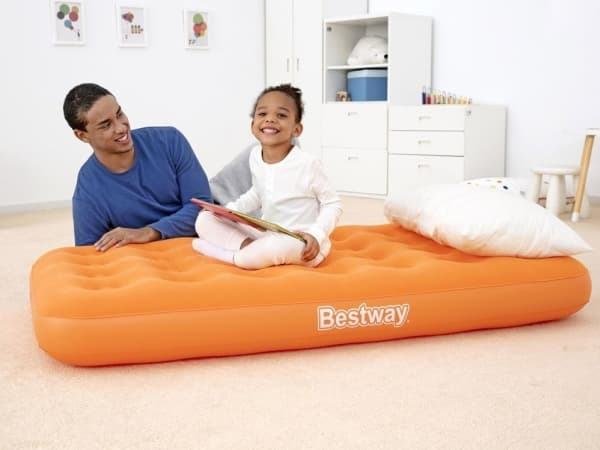 Bestway Bestway oppblåsbar barnemadrass 158x89cm 67918