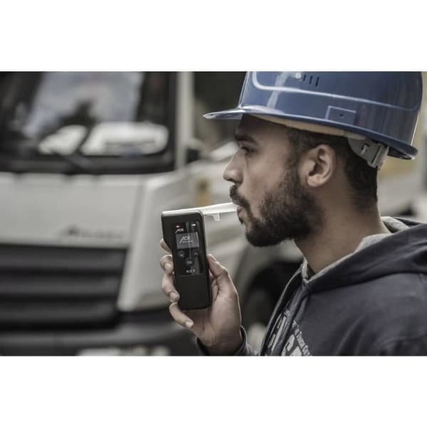 ACE Y Breathalyzer svart 0 till 5 ‰ med display