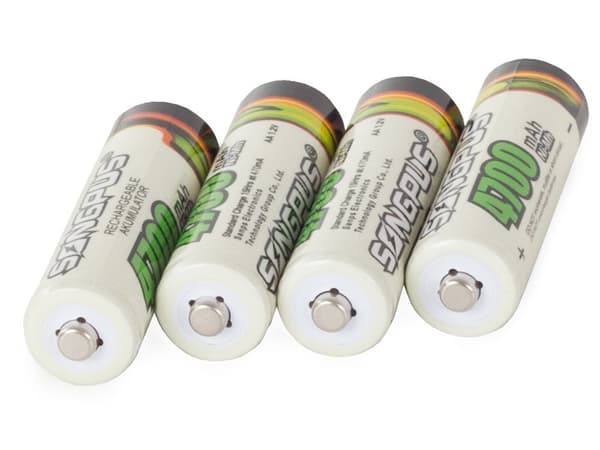 4-Pack Uppladdningsbara AA-batterier - 4700 mAh