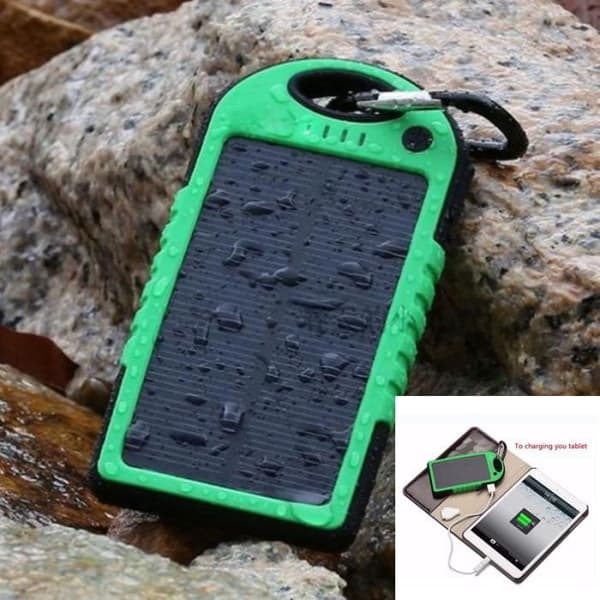 5000mAh Solar Power Bank Bärbar reservladdare Externt batteri Dubbel USB för iPhone Android MP4 PSP iPad GPS (grön)