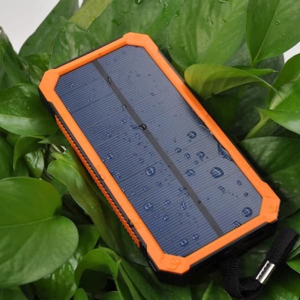 15000mAh Solar Batteriladdare Power Bank Bärbar reservladdare Vattentätt externt batteri med 8 LED Dual USB