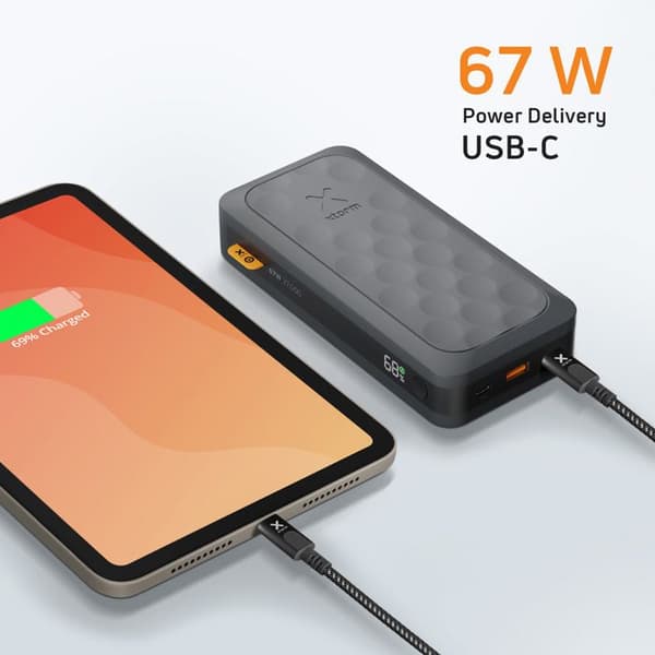 Batteri Extern 27000mAh 67W 2x USB-C + USB-C LED-skärm Kompakt Xtorm Svart
