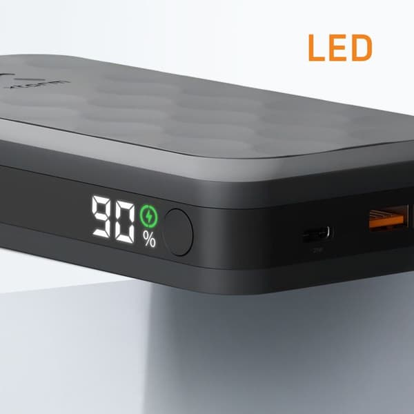 Externt batteri 45000mAh 67W 2x USB-C + USB-C LED-skärm Kompakt Xtorm Svart