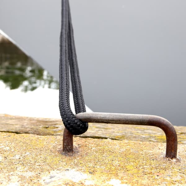 Förtöjningslina med splitsad ögla NOCK Smögen, 24-flätad polyester, Ø14 mm, 6 meter, svart