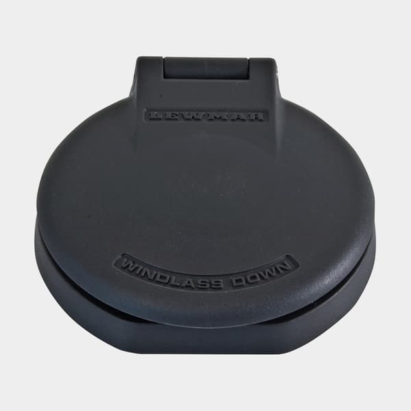 Fotpedal (ner) Lewmar Deck Foot Switch, 12/24 V, passar till Lewmar ankarspel, plast, grå
