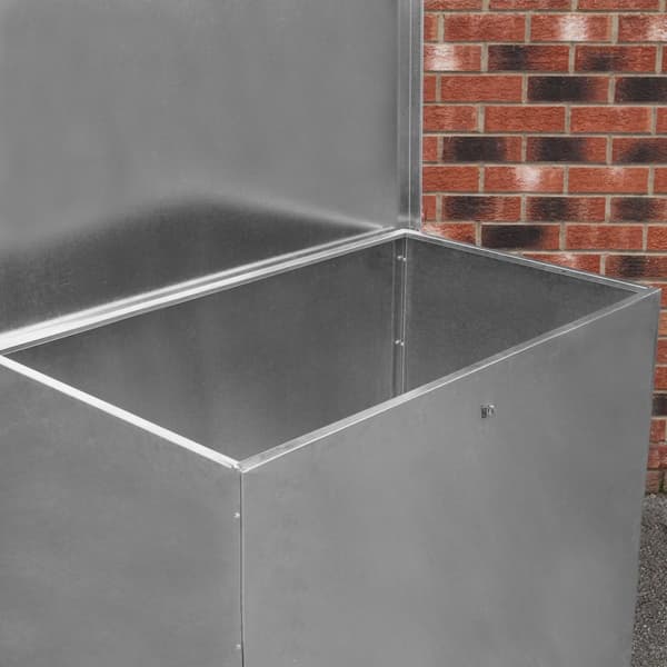 64 L Galvaniserad Fodertunna Foderlåda Förvaring av Foder för Utomhusbruk Vattenresistent Stall Gård Djurfoder Spannmål Utrustning Låsbar med Hänglås