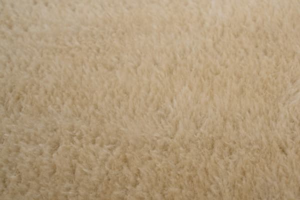 Funfit Kissan raapimispylväs riippumatolla