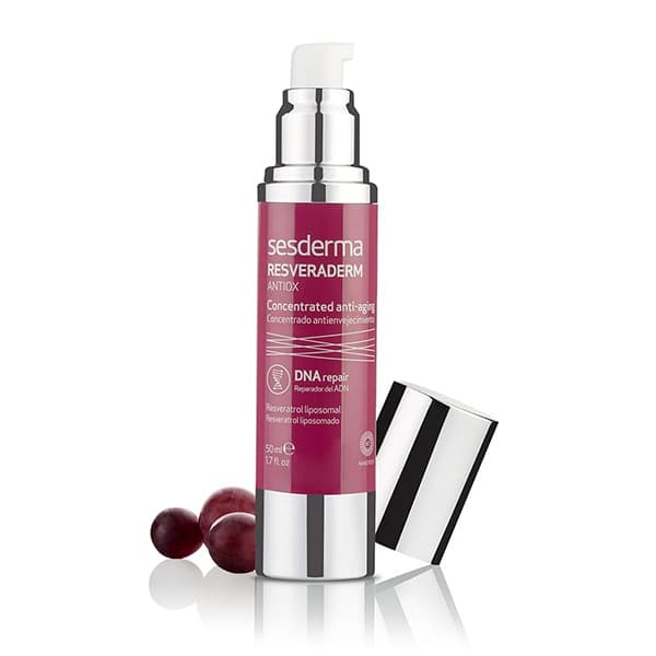 Uudistava hoito Resveraderm Sesderma (50 ml)