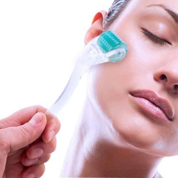 DERMAROLLER MICRO NEEDLE ROLLER anti-rynk och slapp hud