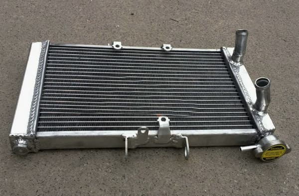 Aluminiumkylare, designad för Triumph Tiger 800, dubbelpaket för vänster/höger, överlägsen kylprestanda
