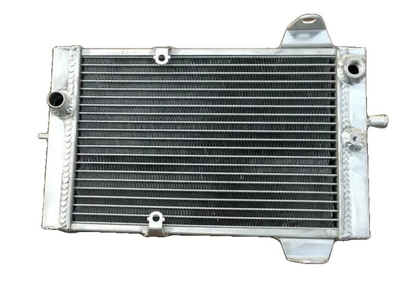 Aluminiumkøler til Kawasaki KFX700, præcist tilpasset til 2003-2009 modeller, letvægts og holdbar, forbedret køleydelse.